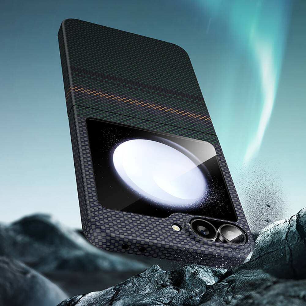 Benks Aurora ArmorAir Galaxy Z Flip 6 Karbon Fiber Tasarımlı Kevlar Kılıf Benks Aurora ArmorAir Galaxy Z Flip 6 Karbon Fiber Tasarımlı Kevlar Kılıf